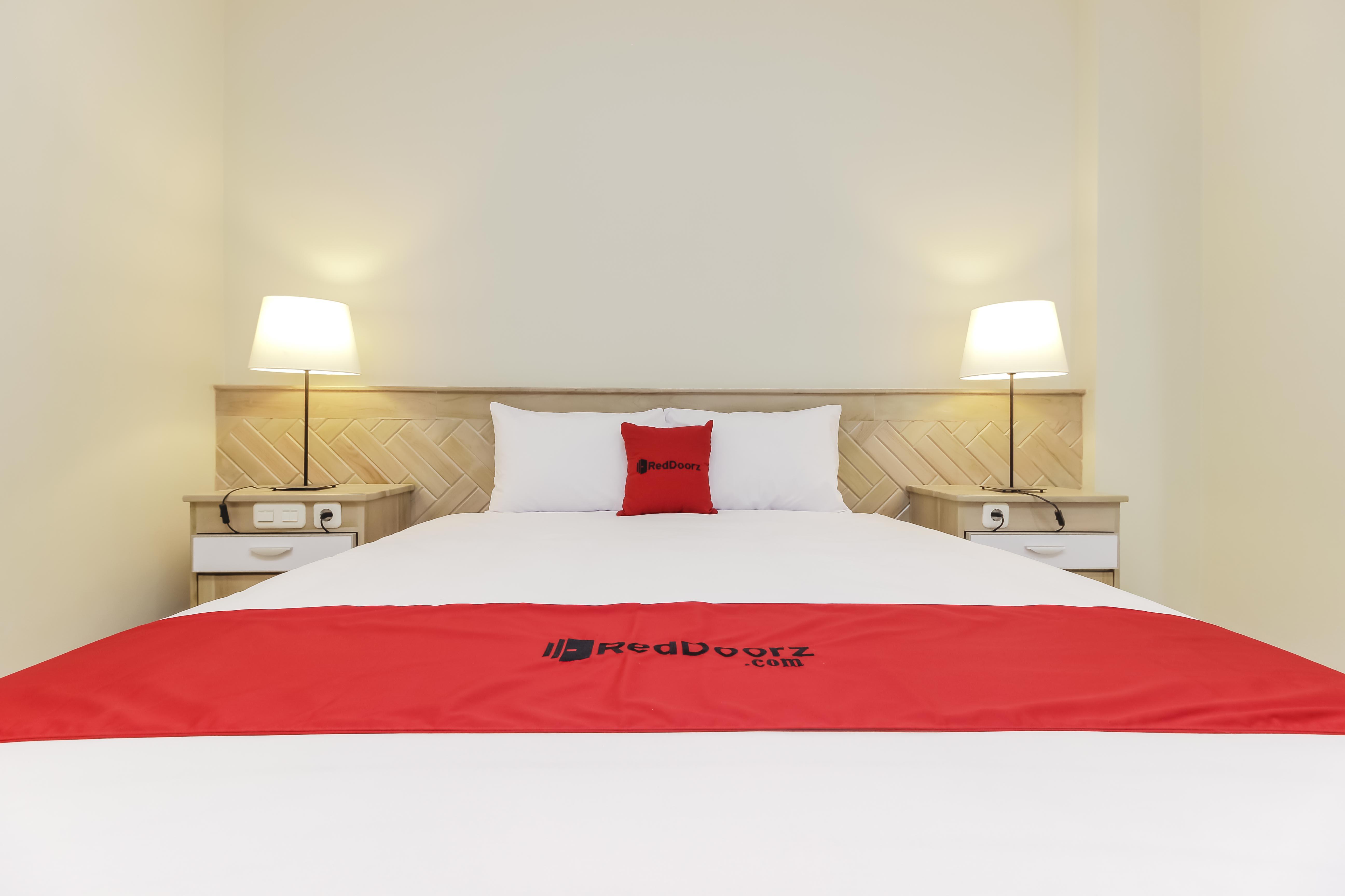 Reddoorz Premium Near Ragunan Zoo 2 Jakarta Exterior photo