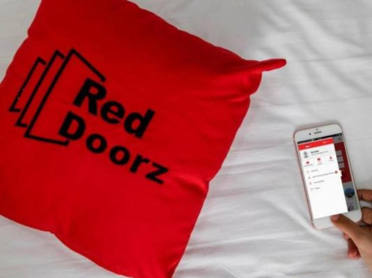 Reddoorz Premium Near Ragunan Zoo 2 Jakarta Exterior photo